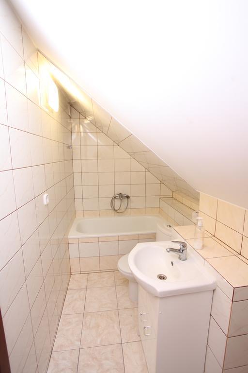 Gosciniec W Sadurkach Naleczow Quarto foto